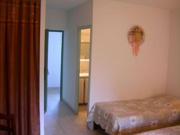 Hotel De La Madeleine Anduze อ็องดูซ ภายนอก รูปภาพ